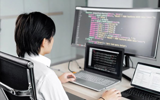 象山 ,php声明和调用变量的符号是什么？